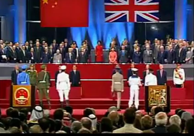 二十年弹指一挥:1997年香港回归交接仪式,当年中英两国主权交接场景您是否还能记起?