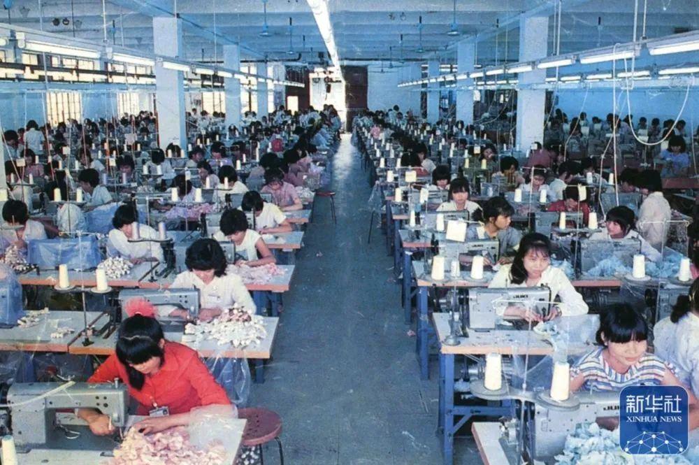 新华社 | 这条河,“深”藏着两座城的交互融合