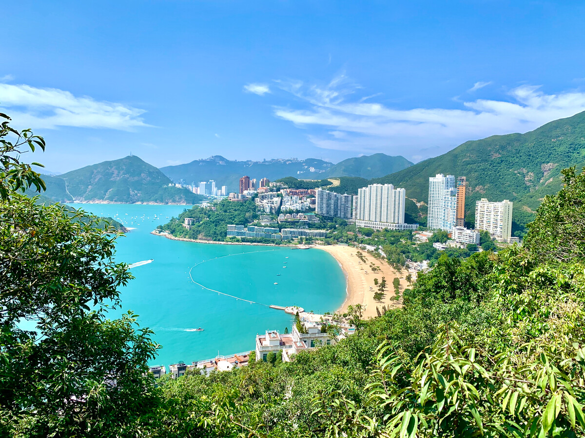 香港浅水湾山海建筑风光:拍摄于香港紫罗兰山径