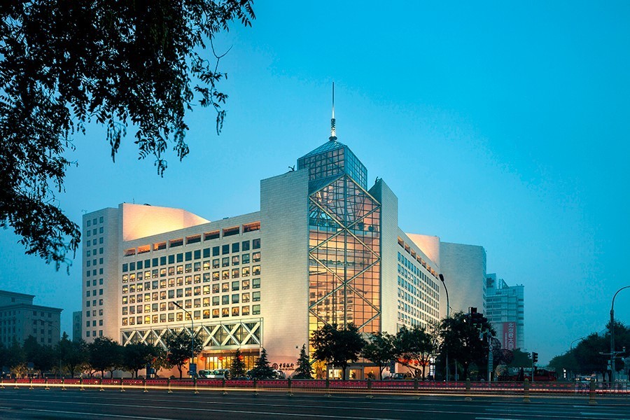 百年中行与贝氏家族